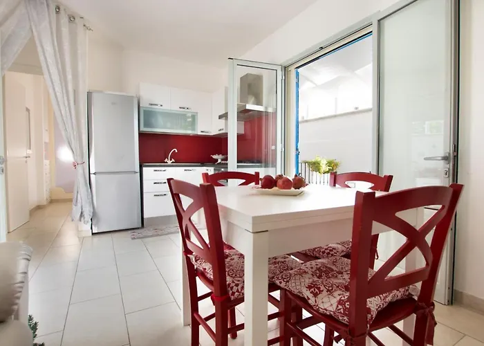 Le Gioie - Dimora Brezza Marina - Confortevole E Grazioso A Due Passi Dalla 펜션 토레 바도