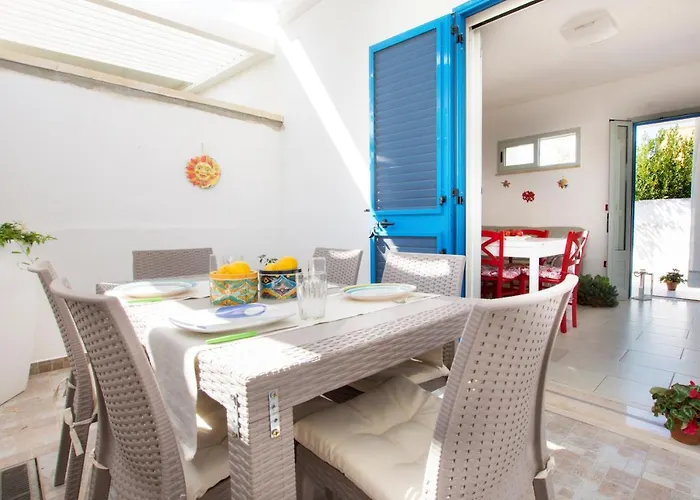 펜션 Le Gioie - Dimora Brezza Marina - Confortevole E Grazioso A Due Passi Dalla