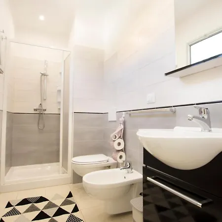 Le Gioie - Dimora Brezza Marina - Confortevole E Grazioso A Due Passi Dalla * Torre Vado