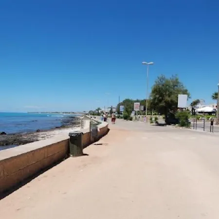 Ferienhaus Le Gioie - Dimora Brezza Marina - Confortevole E Grazioso A Due Passi Dalla *